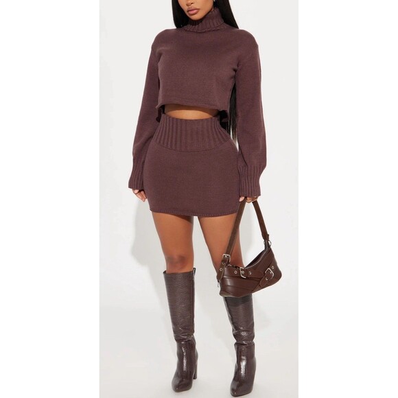 Sweater Mini Skirt Set – Brown Sz XL   Two-Piece Turtleneck Crop Set Worn Once - Picture 4 of 4